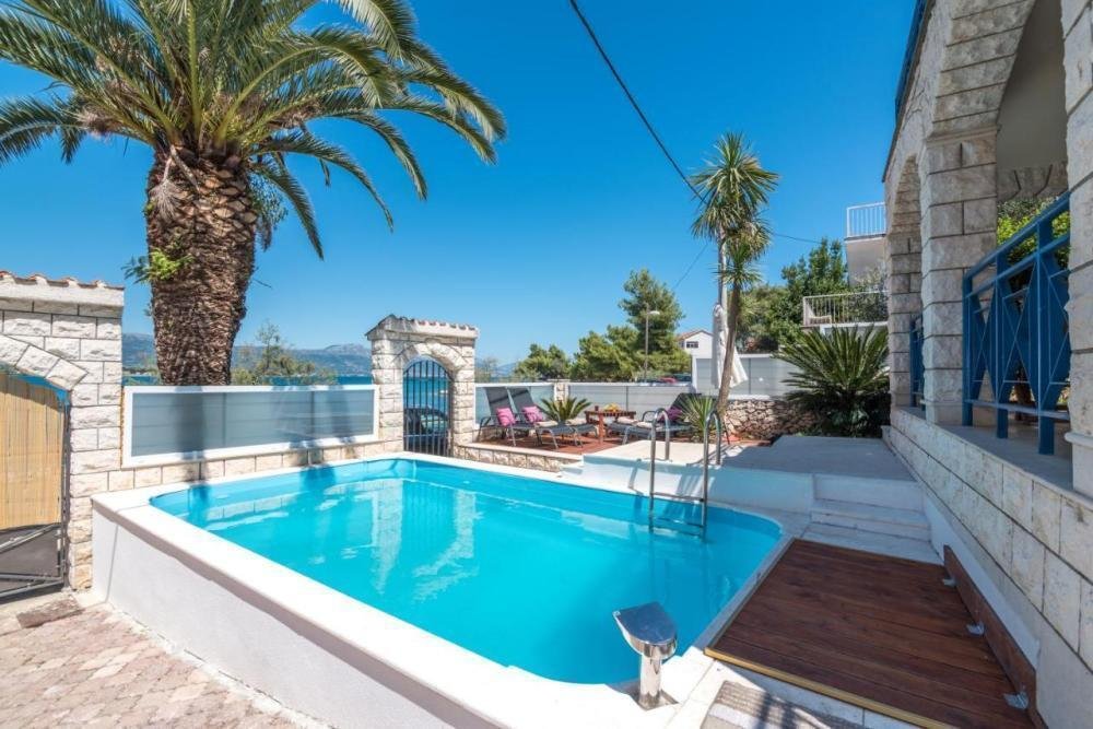 Villa in Trogir, Split-Dalmatia County, Croatia 2 - 12514807