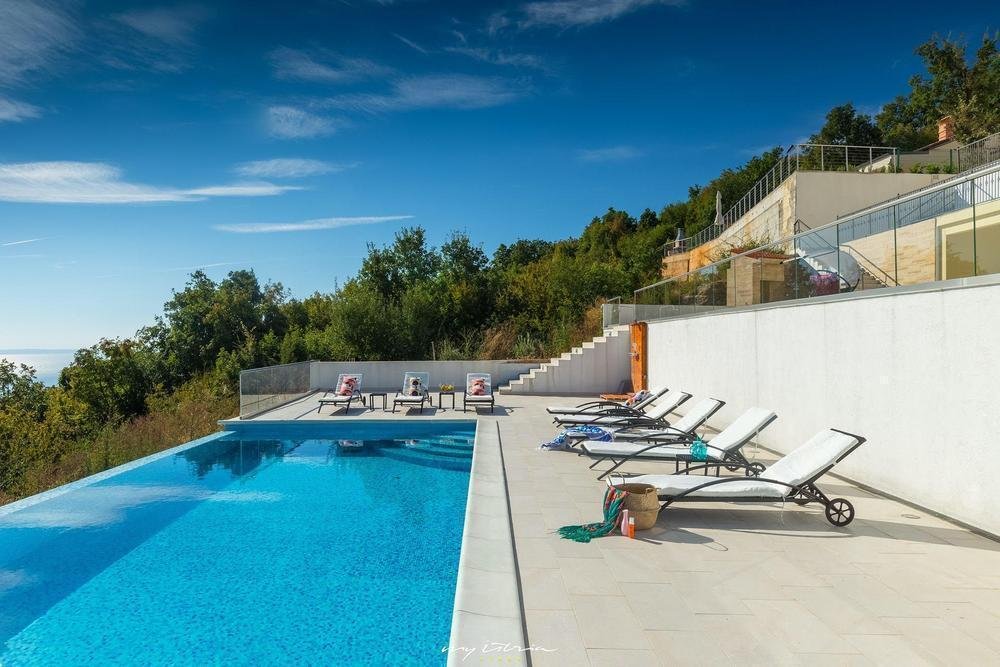 Villa in Opcina Matulji, Primorje-Gorski Kotar County, Croatia 4 - 12792244