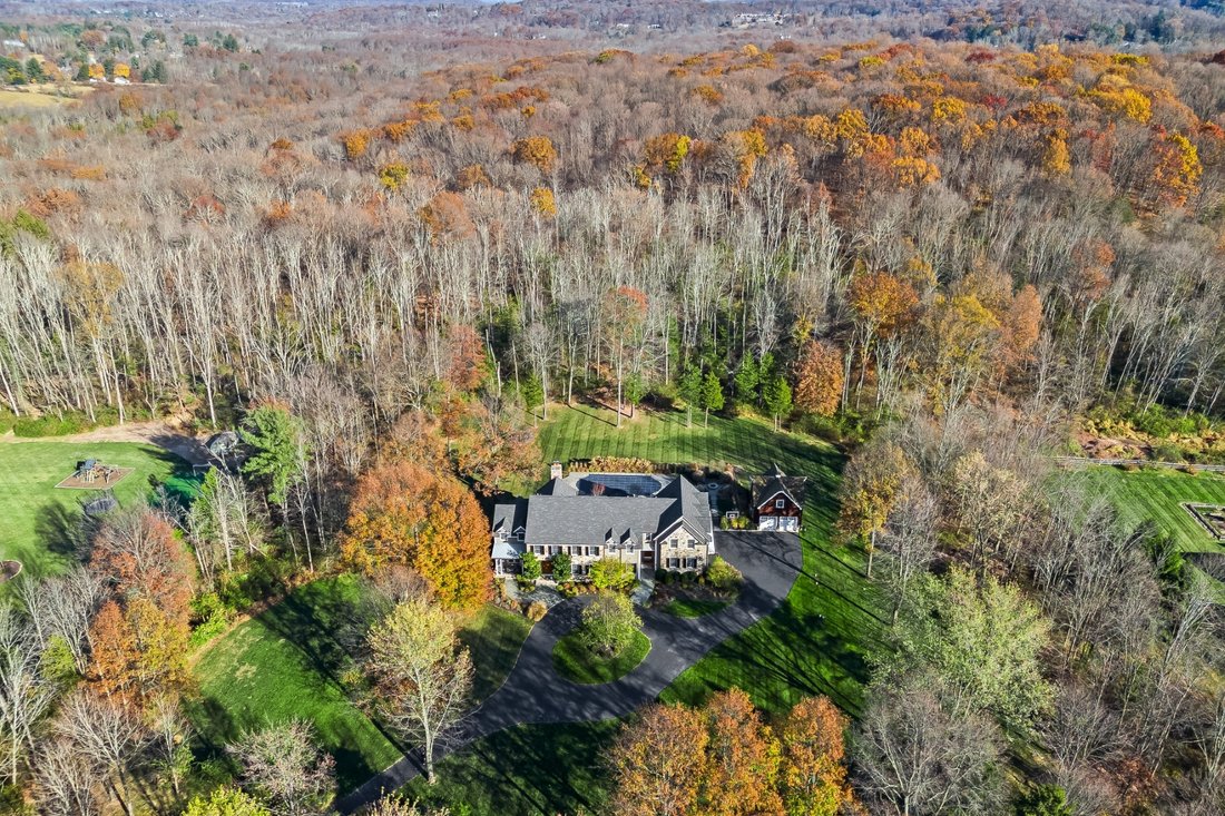 House in Mendham, New Jersey, United States 2 - 15195093