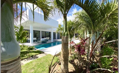 Villa in Cap Malheureux, Rivière du Rempart District, Mauritius 1