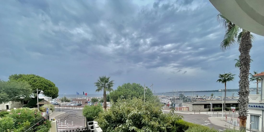 Apartment in Cannes, Provence-Alpes-Côte d'Azur, France 2 - 12176786