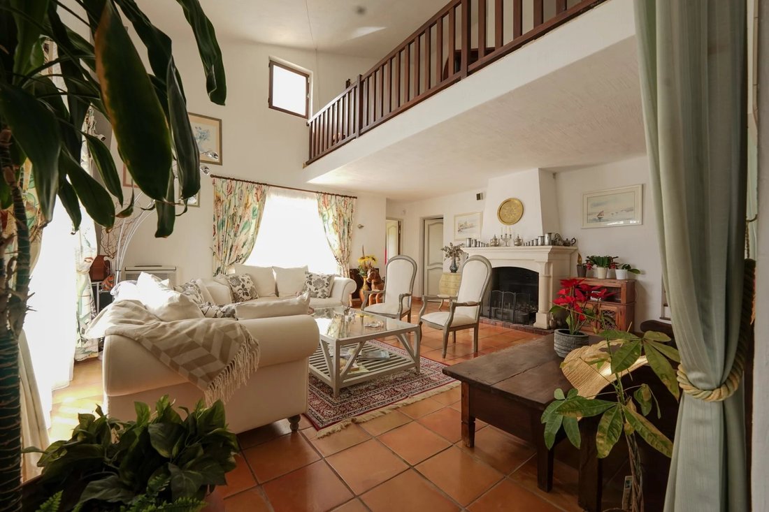 Villa in Quartiers Est les Salettes-Les Campons, La Colle-sur-Loup, France 4 - 12653256