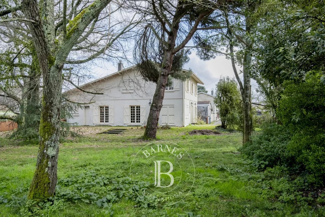 House in Caudéran-Barrière Judaïque, Bordeaux, France 4 - 13804004