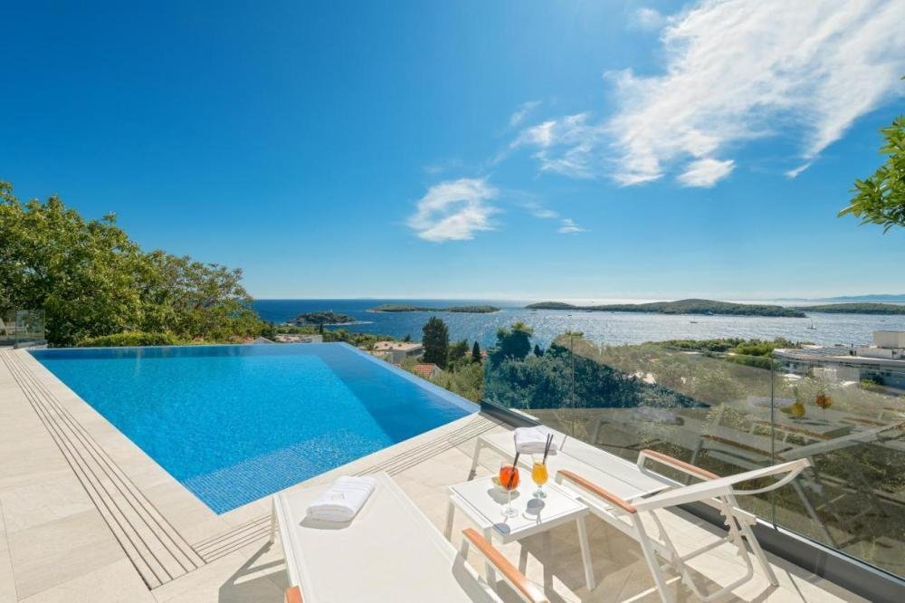 Villa in Velo Grablje, Split-Dalmatia County, Croatia 5 - 12624236