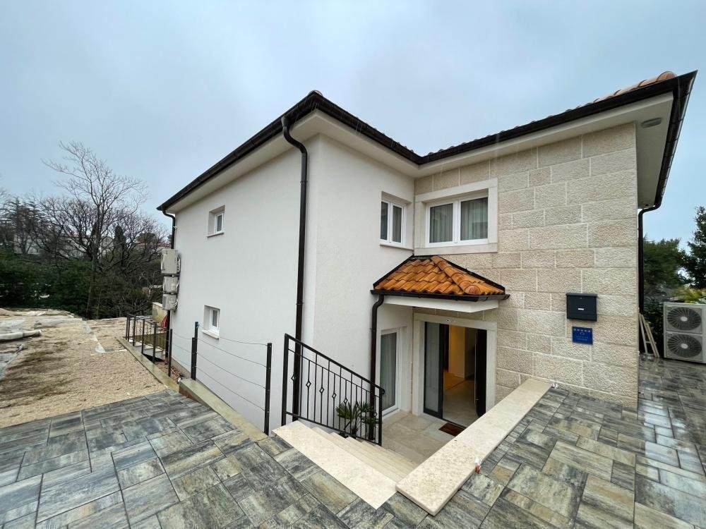 Villa in Barusici, Primorje-Gorski Kotar County, Croatia 4 - 12462990