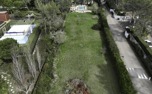 Land in Grand'Piece-Les Plaines, Mouans-Sartoux, France 1
