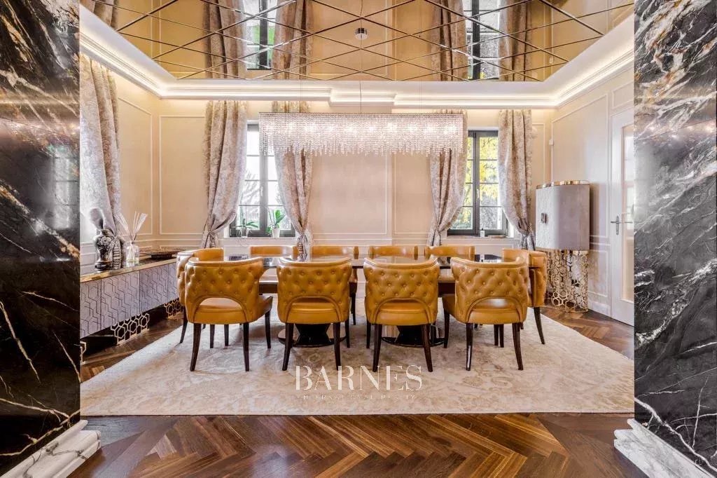 Villa in Budapest, Hungary 4 - 14664821