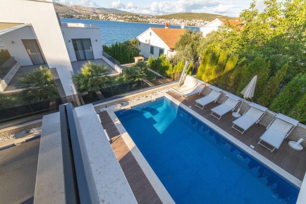 Villa in Zedno, Split-Dalmatia County, Croatia 2 - 13879289