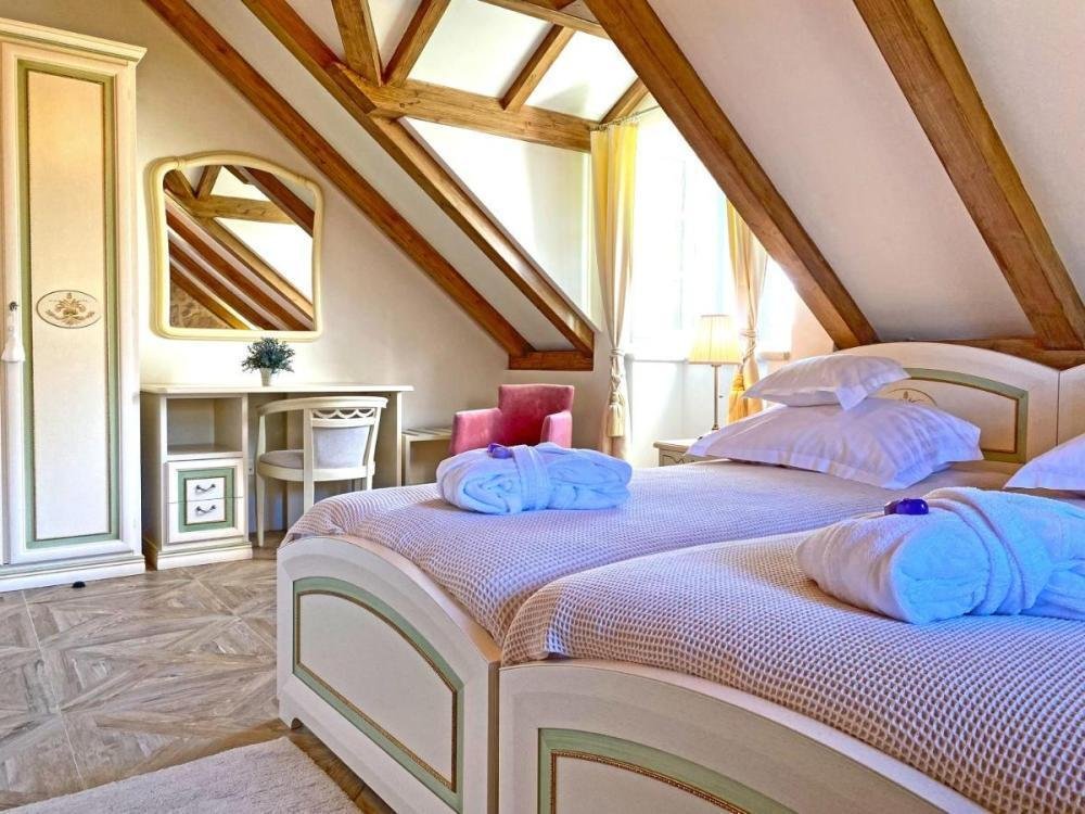 Villa in Cavtat, Dubrovnik-Neretva County, Croatia 4 - 12798906