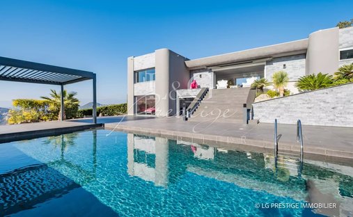 Villa in Les Termes, Mandelieu-la-Napoule, France 1