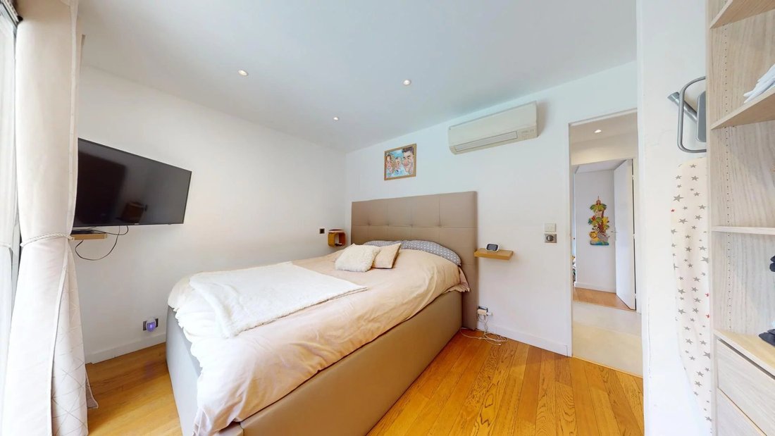 Apartment in Croix des Gardes, Cannes, France 5 - 14458582