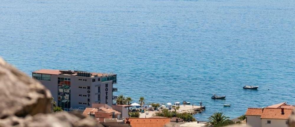 Grljevac, Split-Dalmatia County, Croatia 1 - 14872973