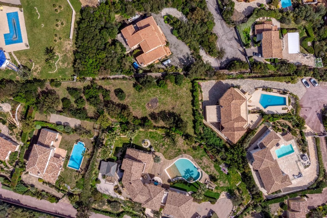 Land in Ecarts, Roquebrune-sur-Argens, France 3 - 14094378