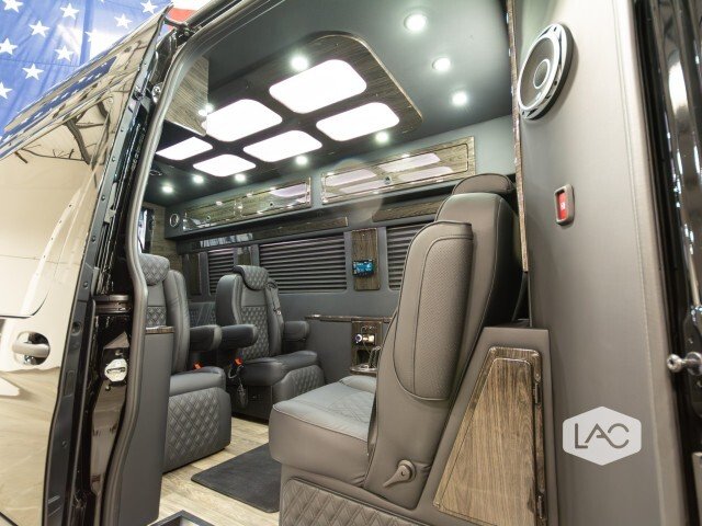 OGV Luxury Coach V-DRIVE in Scottsdale 3 - 15016146