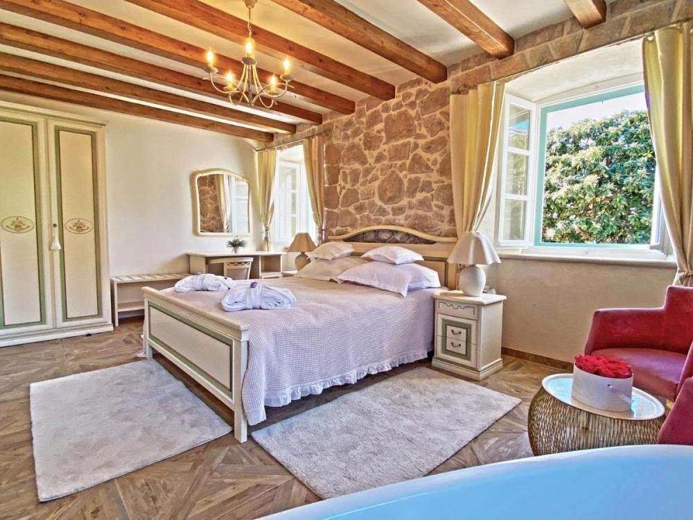 Villa in Cavtat, Dubrovnik-Neretva County, Croatia 2 - 12798906