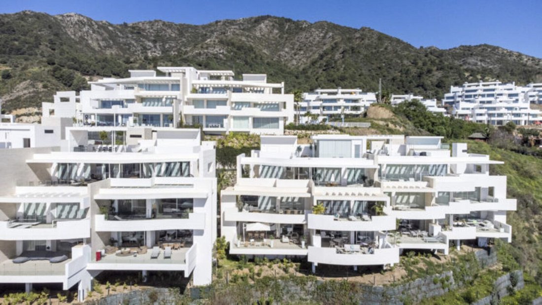 Apartment in Marbella, Andalusia, Spain 2 - 15190336