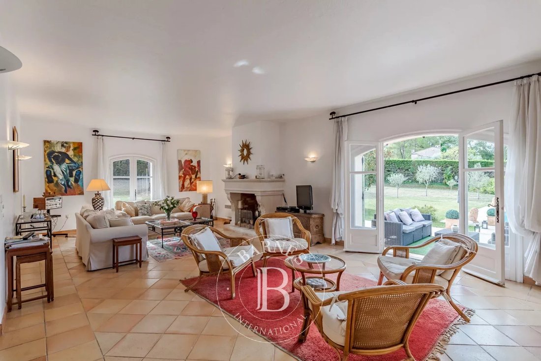 Villa in Châteauneuf-Grasse, Provence-Alpes-Côte d'Azur, France 5 - 12306683