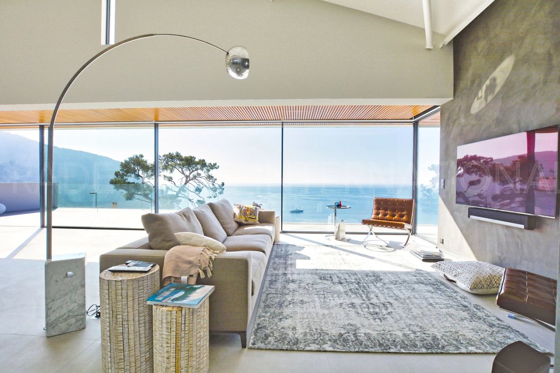 Villa in Èze, Provence-Alpes-Côte d'Azur, France 4 - 12607626
