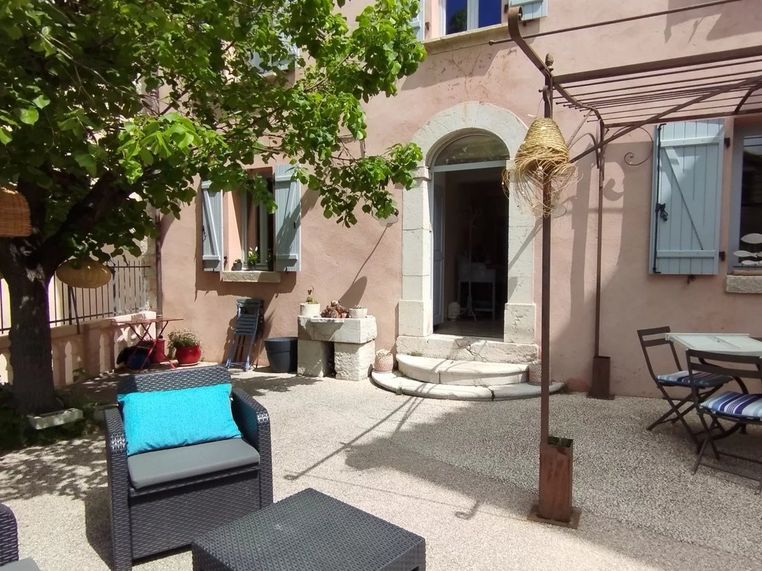 House in Coursegoules, Provence-Alpes-Côte d'Azur, France 2 - 14296221