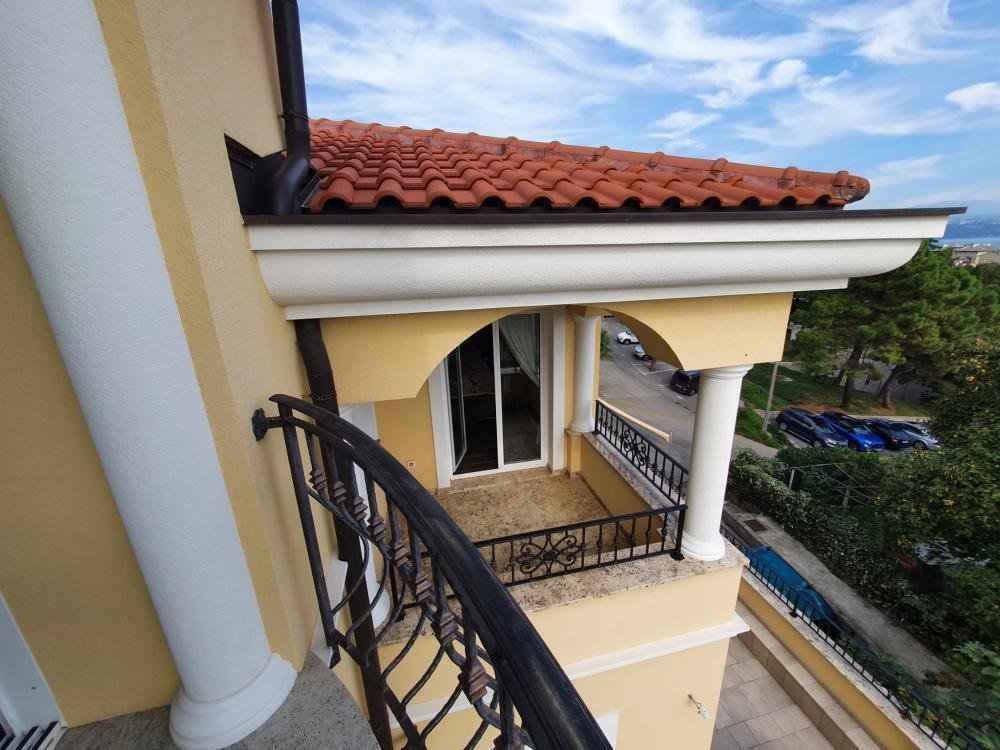 Villa in Opcina Lovran, Primorje-Gorski Kotar County, Croatia 5 - 12310440