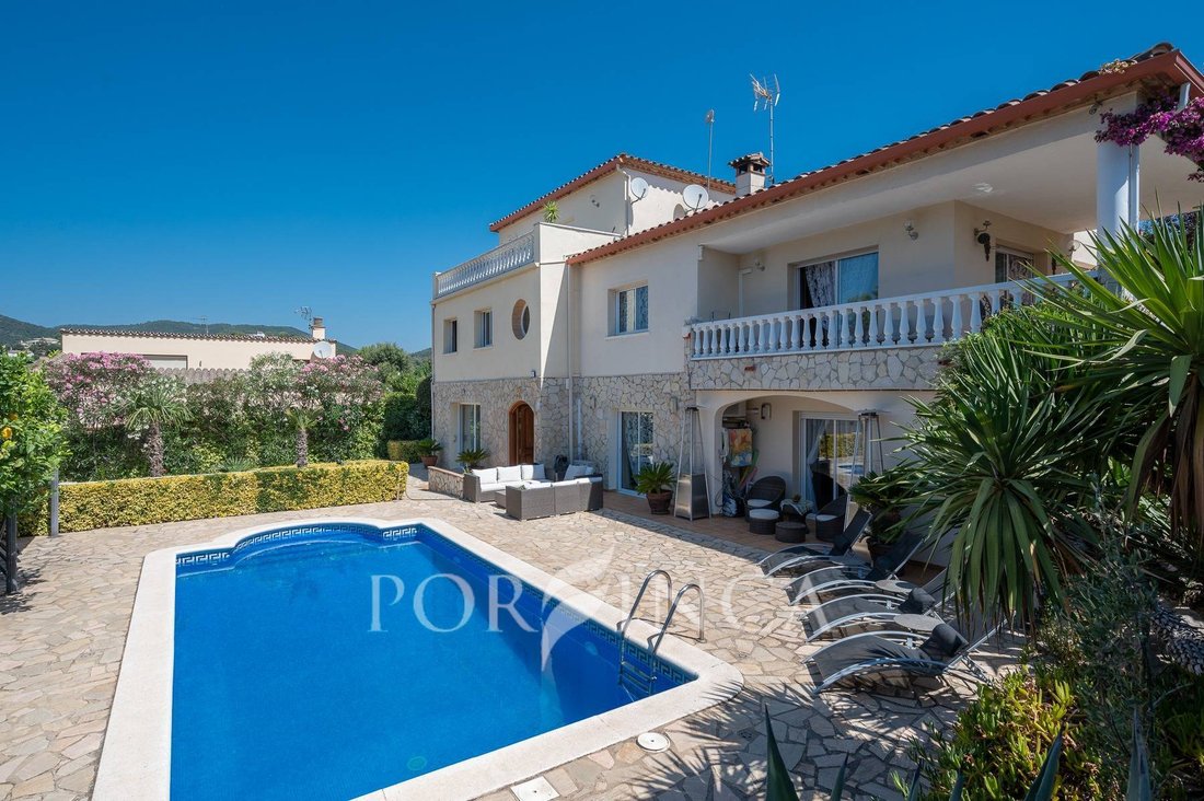 Villa in Calonge i Sant Antoni, Catalonia, Spain 3 - 15192651