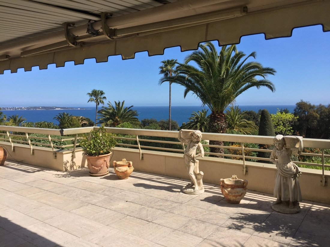 Apartment in Les Paluds-Lauvert, Vallauris, France 1 - 12159084