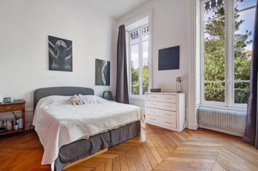 Apartment in Saint Thomas d'Aquin, Paris 7e Arrondissement, Paris 4 - 13590960