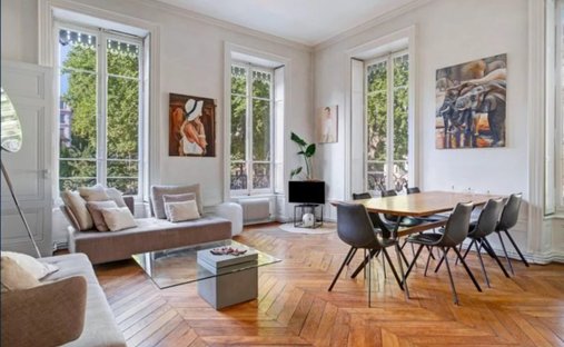 Apartment in Saint Thomas d'Aquin, Paris 7e Arrondissement, Paris 1