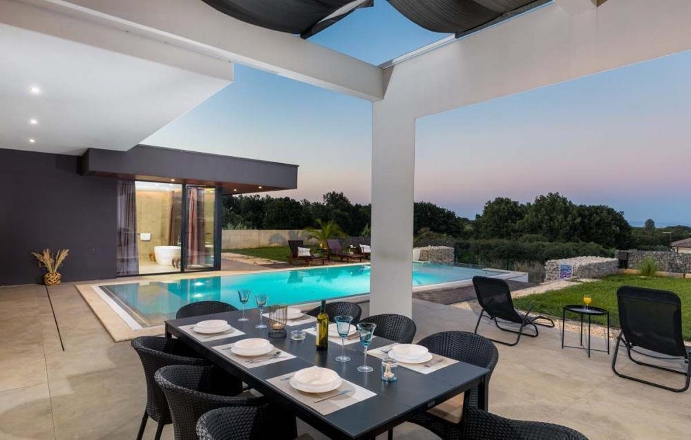 Villa in Liznjan, Istria County, Croatia 4 - 14746807