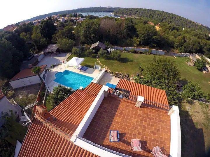 Villa in Banjole, Istria County, Croatia 2 - 11611576