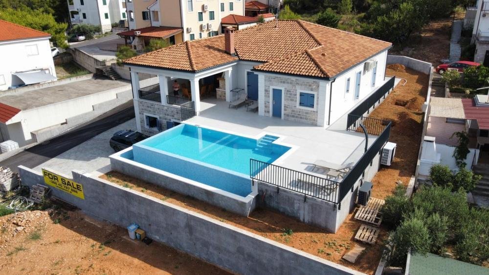 Villa in Jelsa, Split-Dalmatia County, Croatia 4 - 14046736