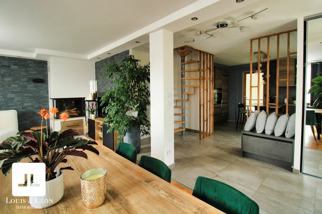 House in Mi Plaine-Manissieux-Village, Saint-Priest, France 4 - 14616735