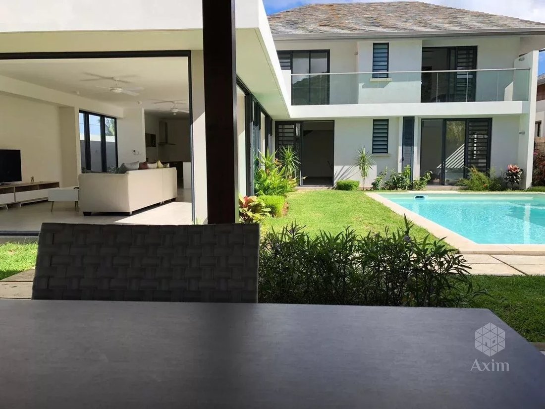 Villa in Tamarin, Rivière Noire District, Mauritius 4 - 10946003