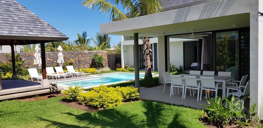 Villa in Tamarin, Rivière Noire District, Mauritius 3 - 11088123