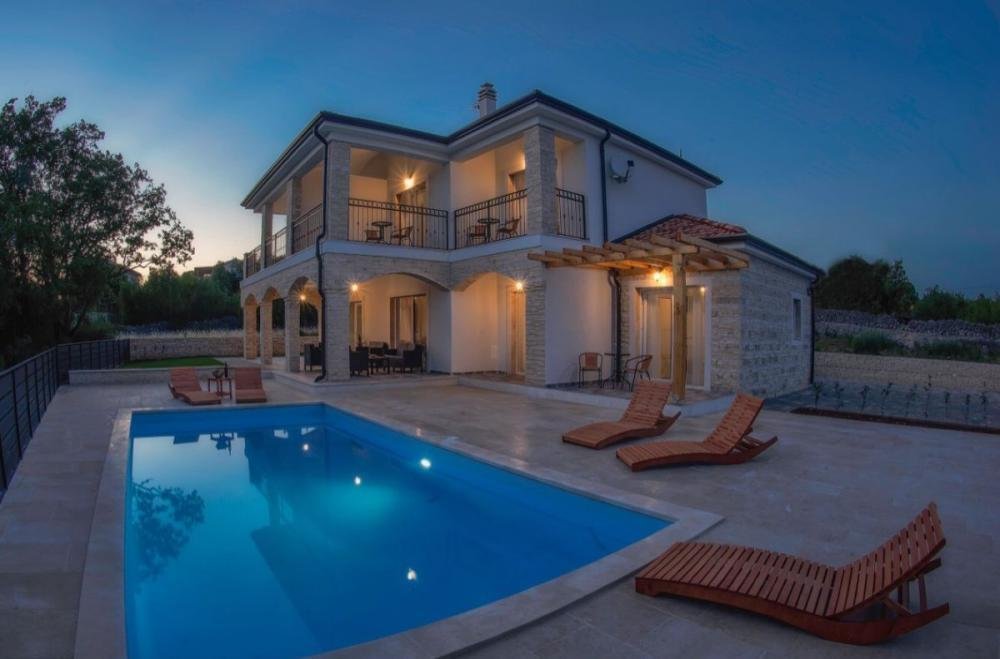 Villa in Barusici, Primorje-Gorski Kotar County, Croatia 2 - 10594691
