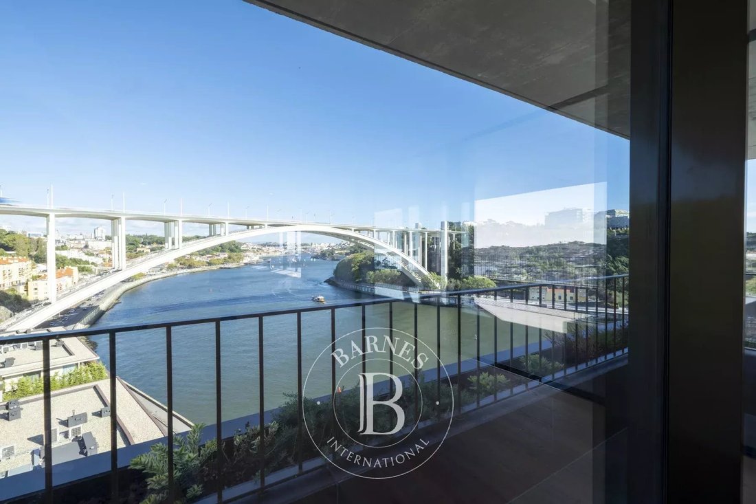 Apartment in Lordelo do Ouro e Massarelos, Porto District, Portugal 5 - 14842478