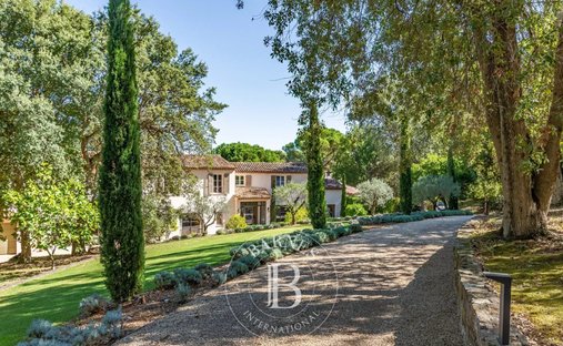 Villa in Valbonne, Provence-Alpes-Côte d'Azur, France 1