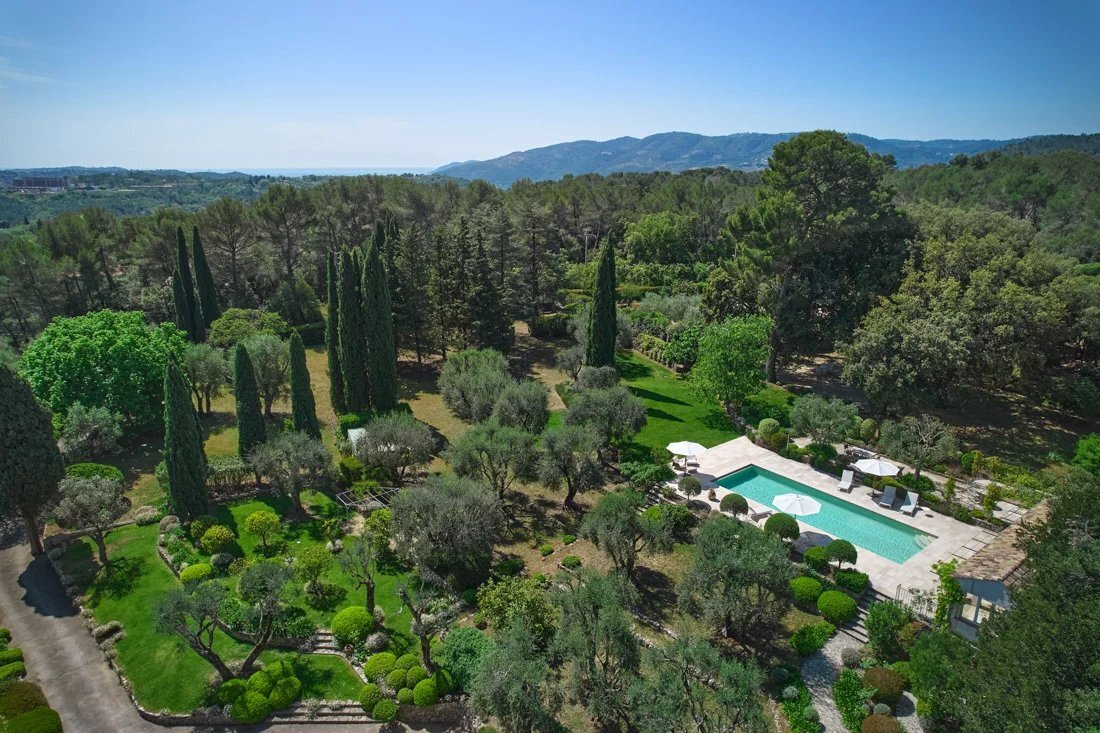 Estate in Grasse, Provence-Alpes-Côte d'Azur, France 5 - 13312786