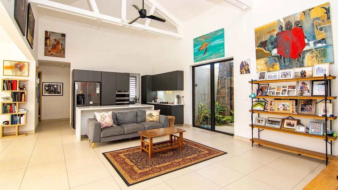 Villa in Grand Baie, Rivière du Rempart District, Mauritius 3 - 12902770