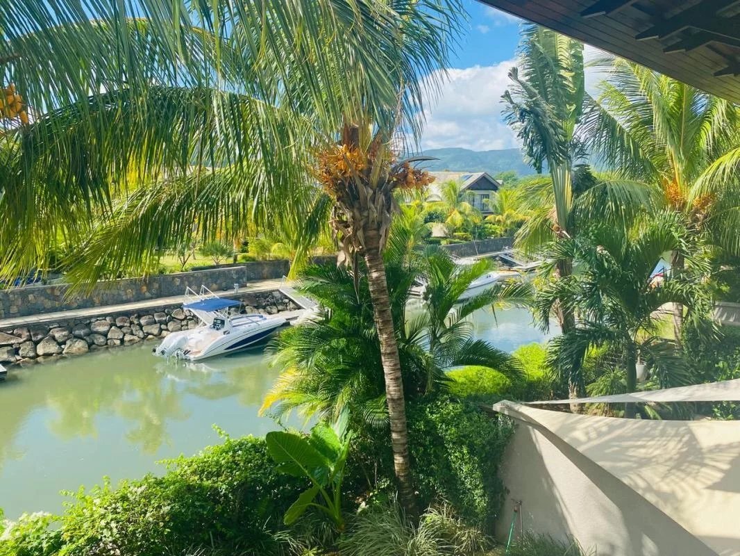 Apartment in Grande Riviere Noire, Rivière Noire District, Mauritius 1 - 14425249