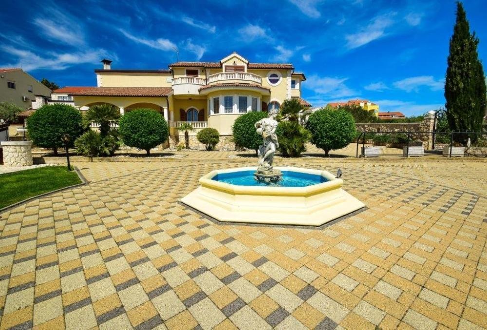 Villa in Vodice, Sibenik-Knin County, Croatia 1 - 12384876