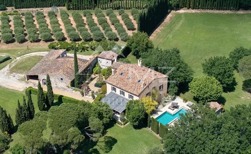 Country House in Cotignac, Provence-Alpes-Côte d'Azur, France 1