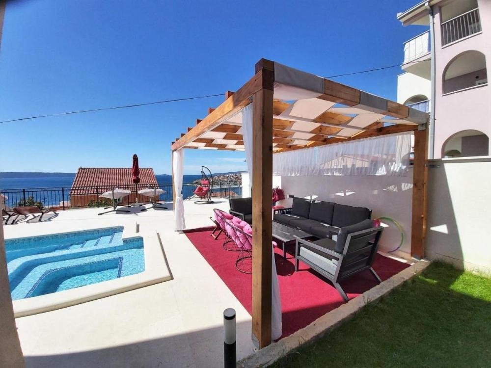 Zedno, Split-Dalmatia County, Croatia 1 - 12240645