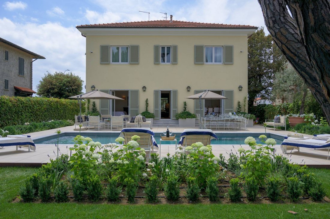 House in Center, Forte dei Marmi, Tuscany 5 - 13137465