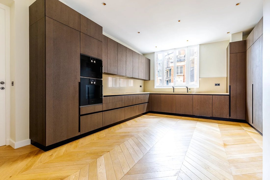 Apartment in Gros Caillou, Paris 7e Arrondissement, Paris 5 - 13857928