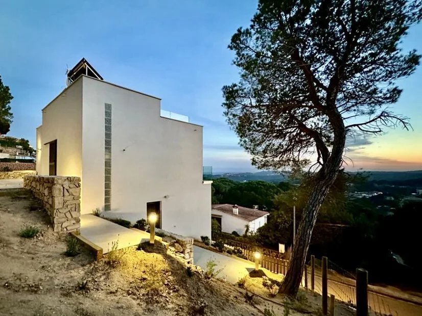Villa in Lloret de Mar, Catalonia, Spain 2 - 14285048