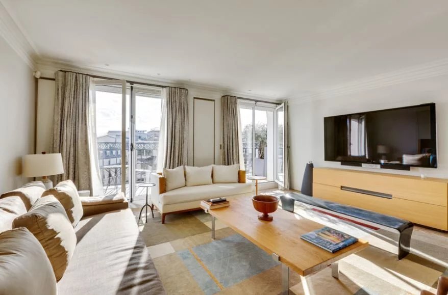 Apartment in Triangle d'Or, Paris 8e Arrondissement, Paris 2 - 11973595