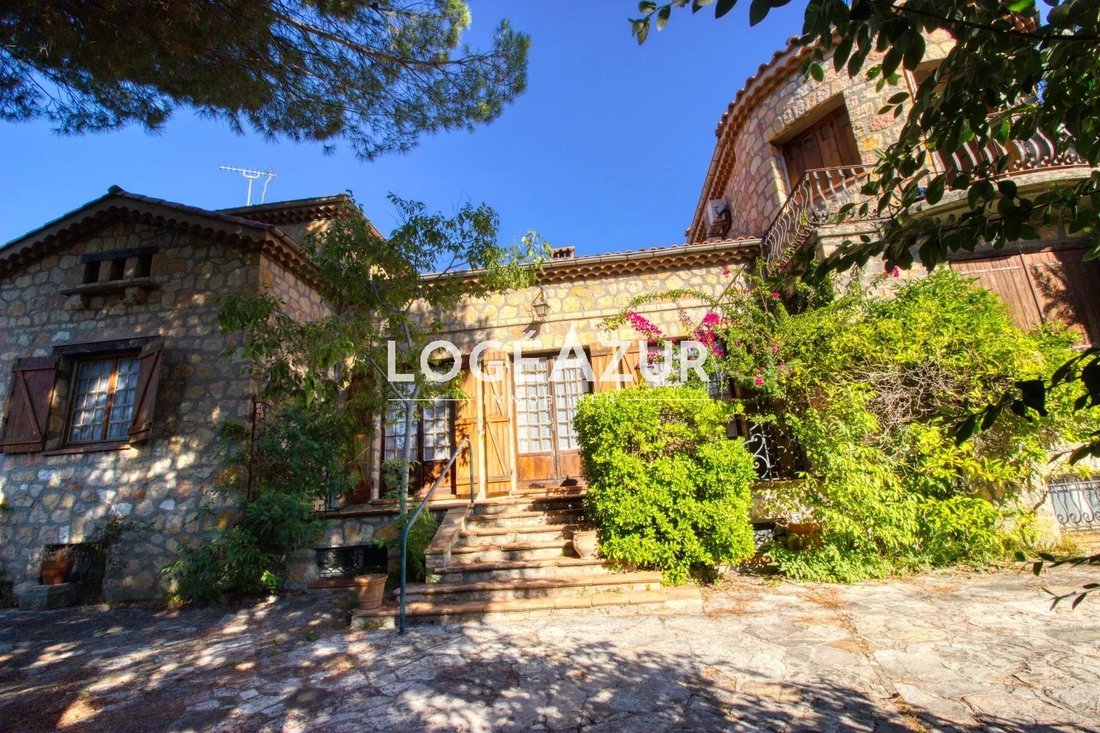 House in Antibes, Provence-Alpes-Côte d'Azur, France 2 - 10907879