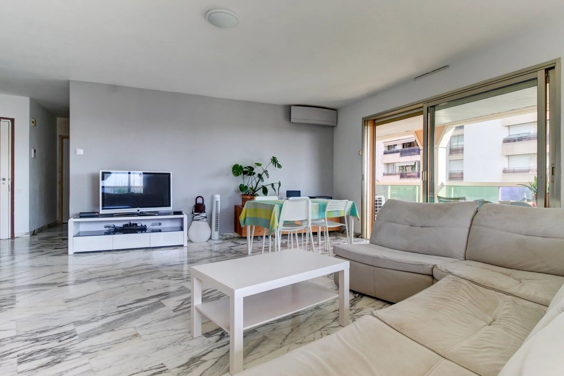 Apartment in Saint-Laurent-du-Var, Provence-Alpes-Côte d'Azur, France 3 - 13975514