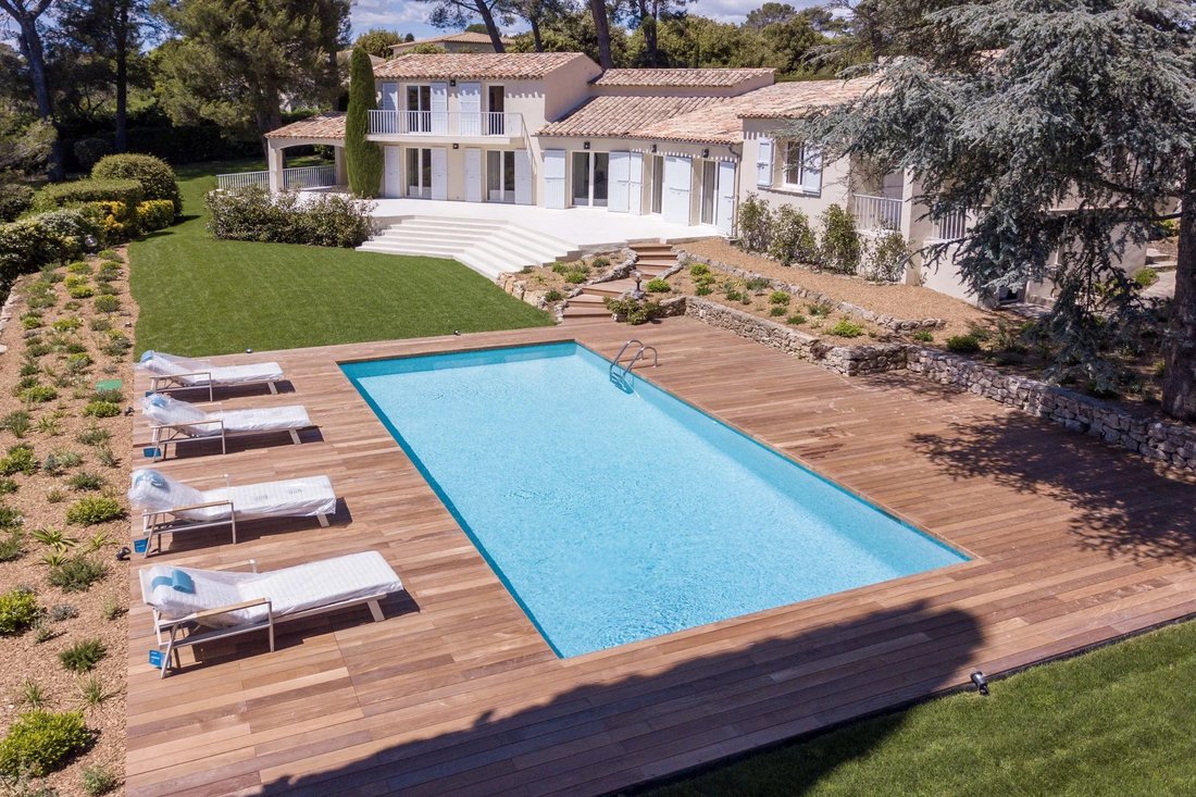 Villa in Route de Grasse, Villeneuve-Loubet, France 1 - 14273604